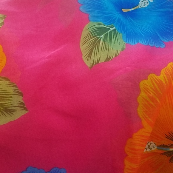 Swim sarong - Picture 3 of 4